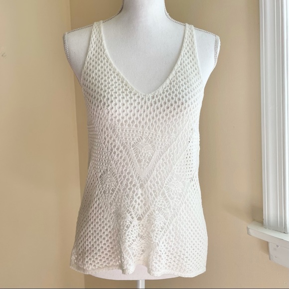 *SALE* Geometric Crochet Top - Picture 6 of 11